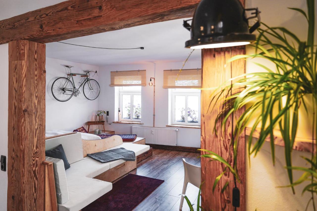 Studio Apartment Zur Alten Post, 48Qm Individualapartment Mit Blick Ueber Zittaus Altstadt, Ferienwohnung Im Altstadtkern Umrandet Vom Zittauer Gebirge Exterior foto