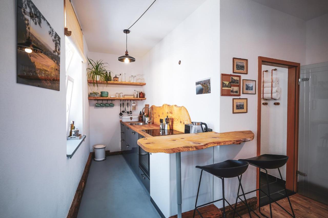 Studio Apartment Zur Alten Post, 48Qm Individualapartment Mit Blick Ueber Zittaus Altstadt, Ferienwohnung Im Altstadtkern Umrandet Vom Zittauer Gebirge Exterior foto